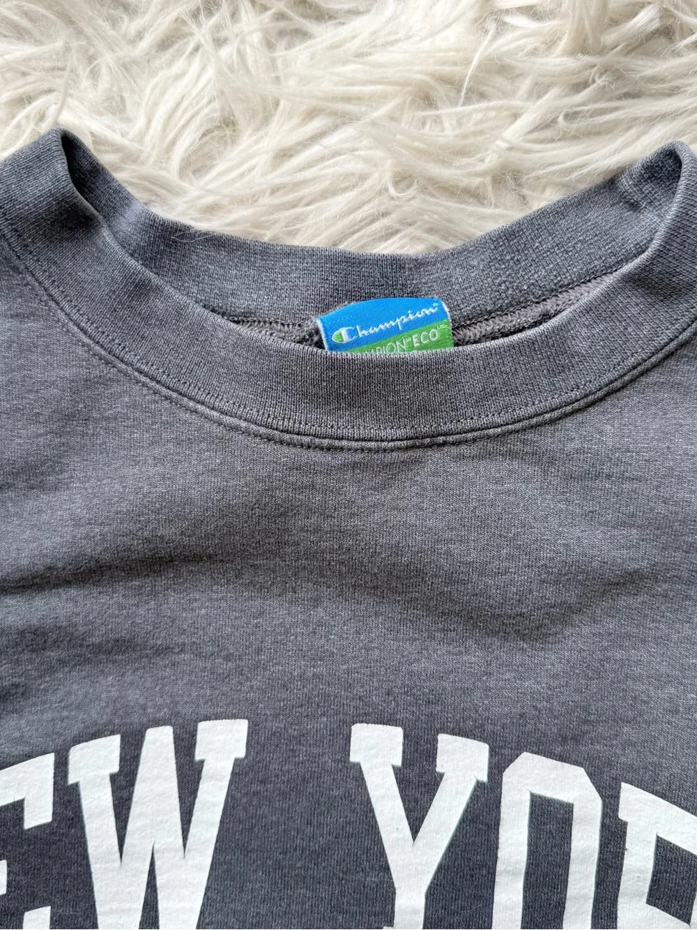 Champion NYU New York University Sweatshirt XL Distressed Collegiate Crewneck